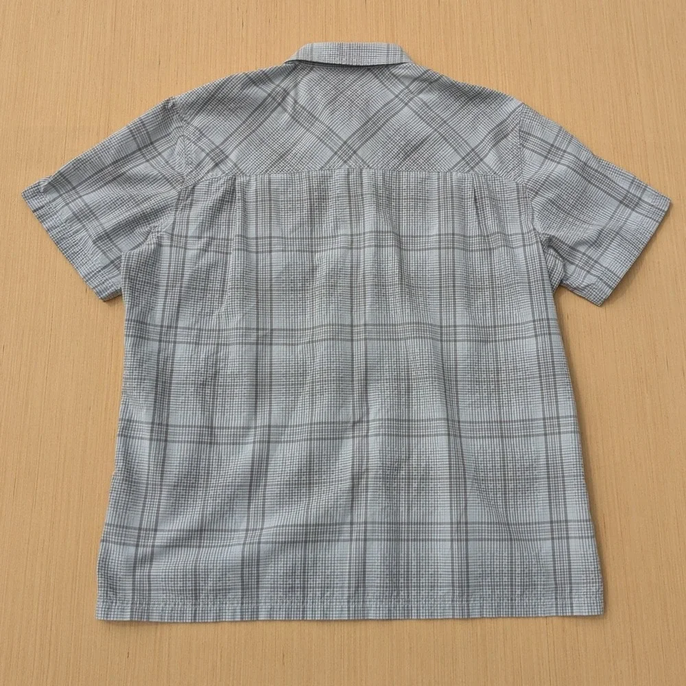 L.L. Bean Gray Plaid Short Sleeve Casual Button Up Shirt Men's‎ Large